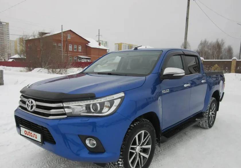 Дефлекторы Cobra Tuning для окон Toyota Hilux VIII 2015-2020