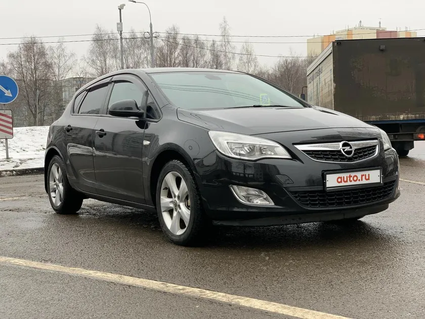 Дефлекторы Cobra Tuning для окон Opel Astra J хэтчбек 5-дв