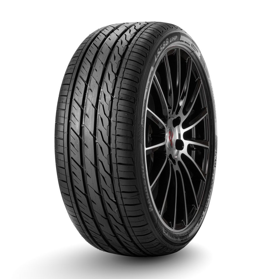 Шины летние LANDSAIL LS588 UHP 205/40 R17 84W