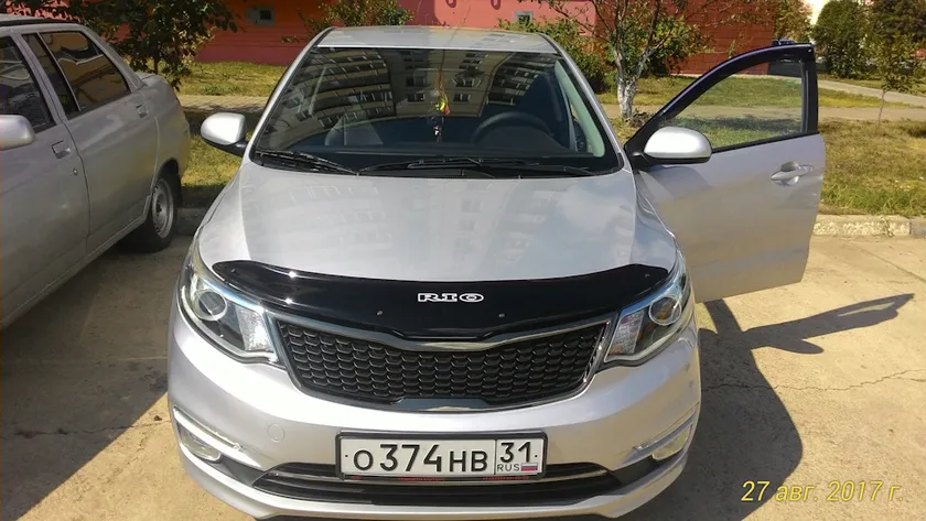 Дефлектор VT52 для капота Kia Rio III 2011-2017