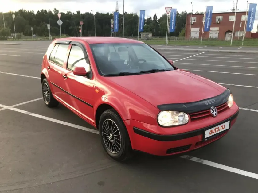 Дефлектор Vip-Tuning для капота Volkswagen Golf IV хэтчбек 1997-2005