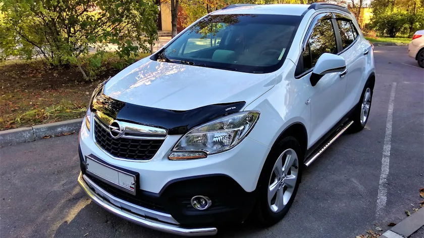 Дефлектор VT52 для капота Opel Mokka 2012-2020