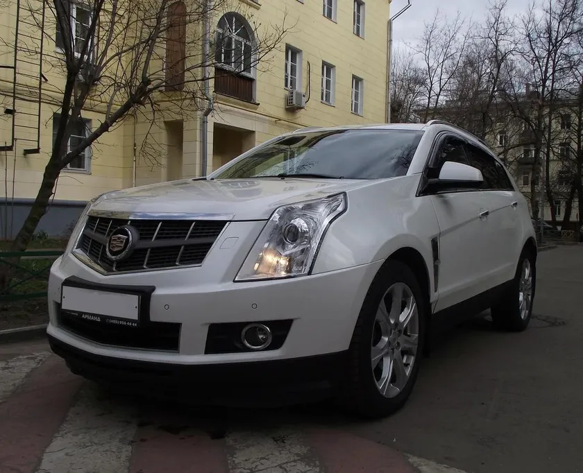 Дефлекторы Cobra Tuning с хромированным молдингом для окон Cadillac SRX II 2010-2020