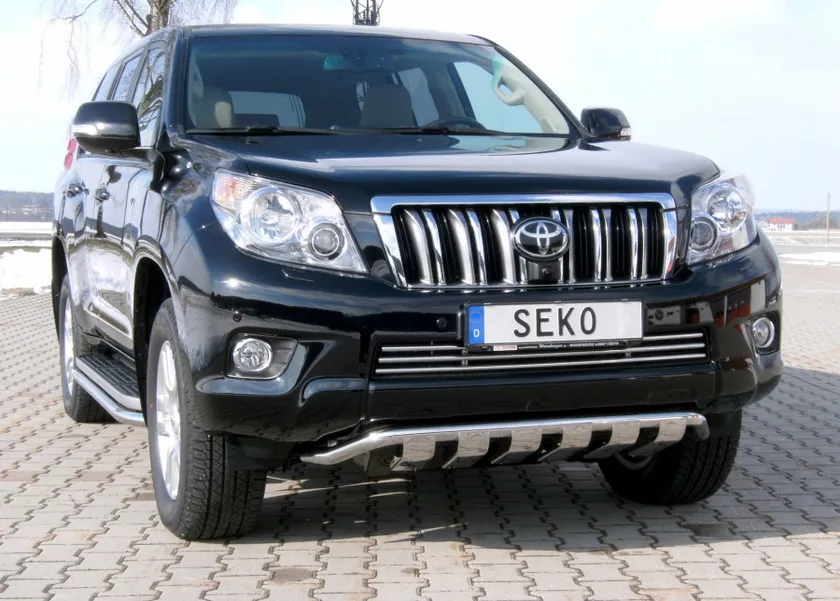 Решётка Seko в передний бампер d 16 мм для Toyota Land Cruiser Prado 150 2009-2013