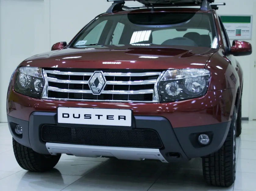 Сетка Arbori на решётку бампера, черная 15 мм для RENAULT Duster 2010-2020