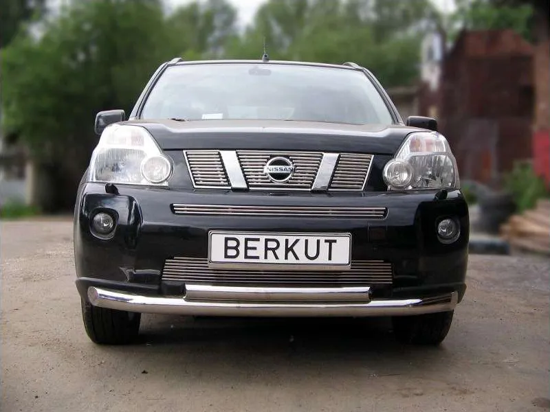 Накладка на решётку бампера Berkut d10 для Nissan X-Trail T31 2007-2010