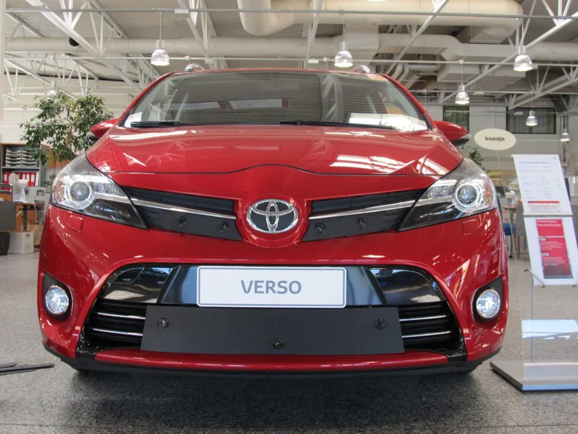 Утеплитель радиатора Tammers для Toyota Verso 2013-2020