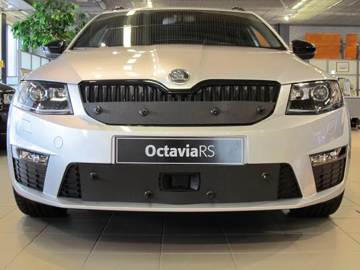 Утеплитель радиатора Tammers для Skoda Octavia A7 RS (модель с передним парктронником) 2013-2020