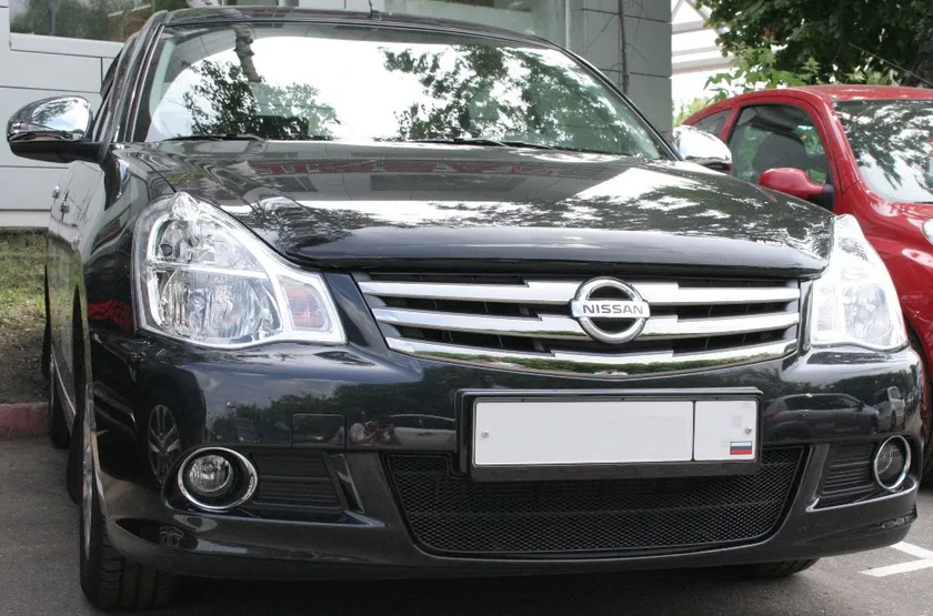 Сетка внешняя Arbori на бампер для Nissan Almera G15 2012-2020