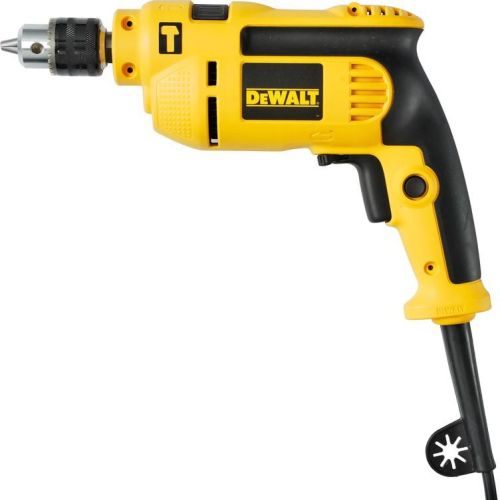 Ударная дрель DeWalt DWD024