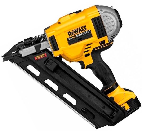 Аккумуляторный бесщеточный гвоздезабивной пистолет DEWALT DCN692P2