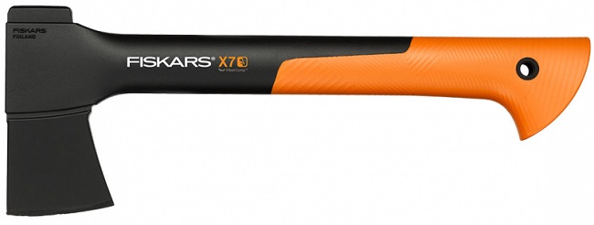 Универсальный топор Fiskars X7 - XS 1015618