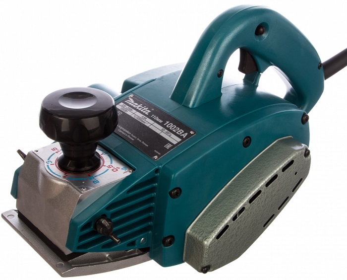 Рубанок Makita 1002BA